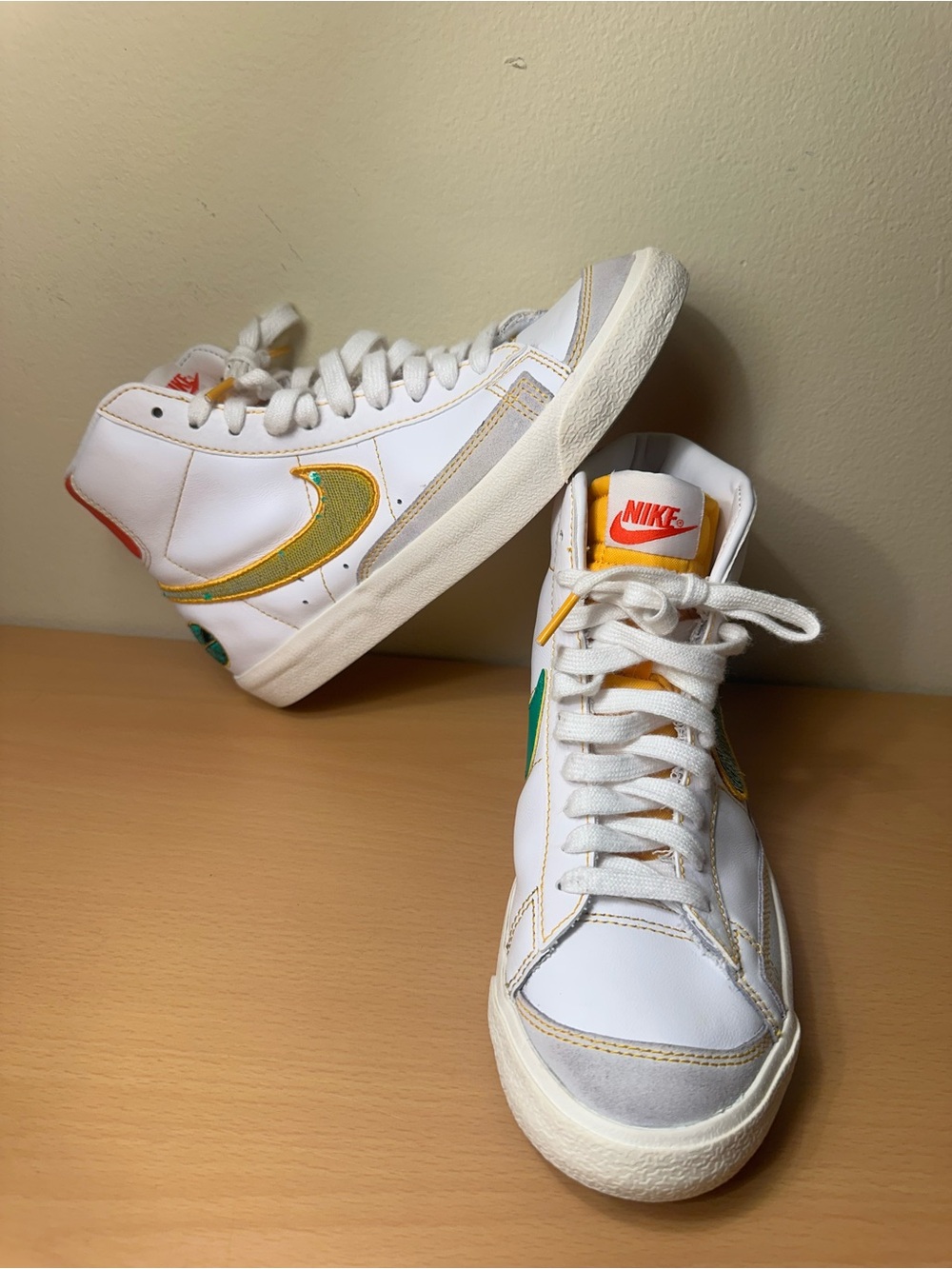 Size 5.5 (GS) - Nike Blazer ‘77 Vintage Mid Roswell Rayguns Youth Shoes